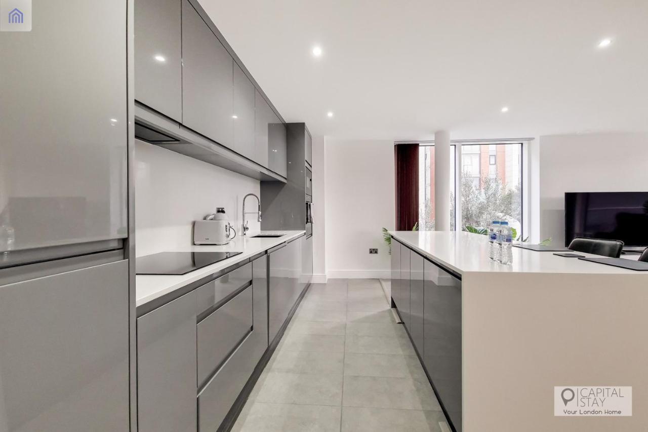 Free Parking - Stylish Three Bedroom Apartment By London Excel Exterior photo